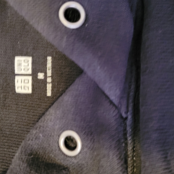 Uniqlo hoody - Picture 2 of 2